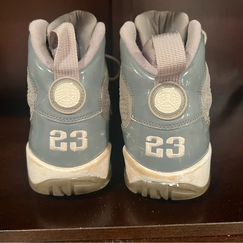 Nike Air Jordan 9 Retro Grey Sneakers Men’s Size 8.5